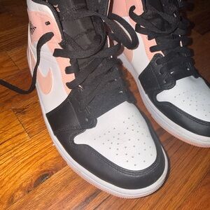 Jordan Women's Black and Pink Sneakers